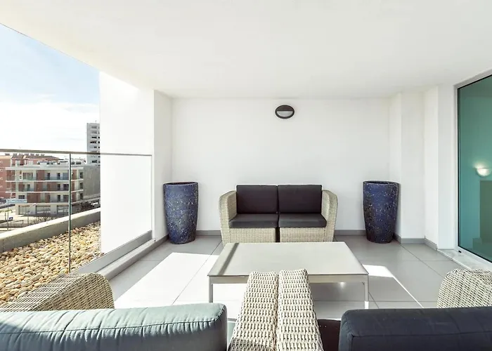 Penthouse Isabela Vistamar - Rooftop & Jacuzzi Apartment