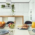 Penthouse Isabela Vistamar - Rooftop & Jacuzzi البوفيرا